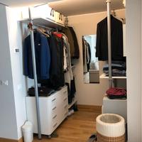 Cabina armadio attrezzata