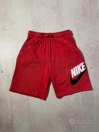 Pantaloncini Corti Nike Rossi in Felpa Sportivi