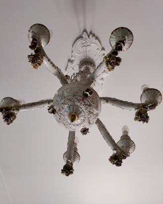 Lampadario in porcellana 