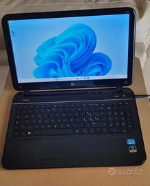 Laptop HP  con Ssd 256 gb  e Ram 8gb 