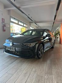 Volkswagen Golf 1.5 eTSI 150 CV EVO ACT DSG R-Line