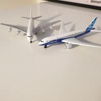 set 2 modellini a380 Emirates b787 1-500 