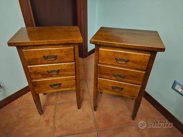 Comodini in legno qualità  alta