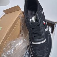 Scarpe sportive