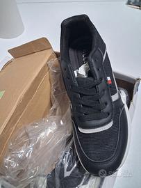 Scarpe sportive