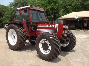 Trattore agricolo fiat 100/90