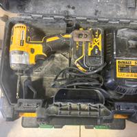 Avvitatore dewalt