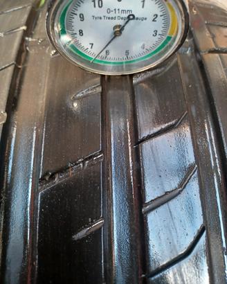 2 Gomme 235/35-19 91Y Nexen Nfera SU1
