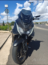 Kymco AK 550 km30000