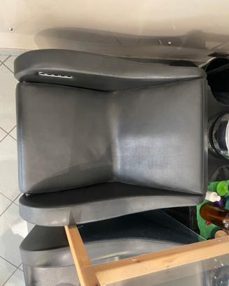Lavatesta con poltrona massagiante e alza piedi