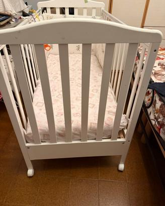 Lettino con ruote  bianco