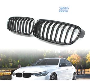 GRIGLIE BMW F30 F31 LOOK M PERFORMANCE NERO LUCIDO