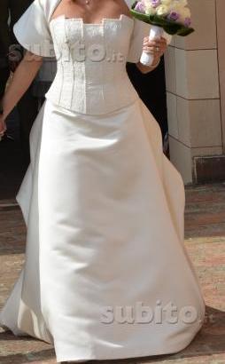 Abito da sposa Pronovias 2012
