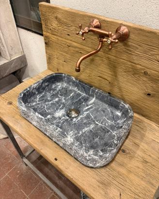 Lavabo in pietra