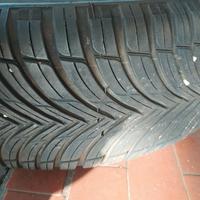 pneumatici 4 stagioni 215-65-17