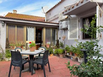 Casa singola con cortile privato a Villa San Pietr