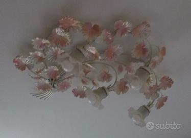 Lampadario in ferro battuto smaltato