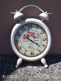 Orologio sveglia decorativo