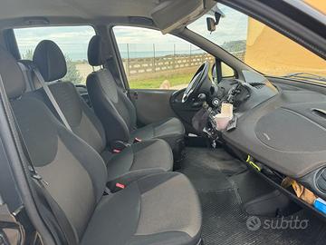 Vendesi Fiat Multipla 1.9 diesel 120 CV