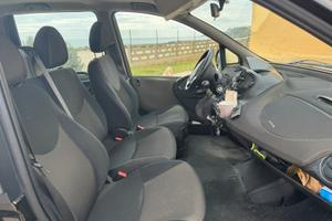 Vendesi Fiat Multipla 1.9 diesel 120 CV