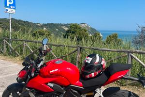 DUCATI STREETFIGHTER V4