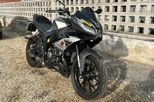 Aprilia tuono 125 (scarico modificato) (09/2023)