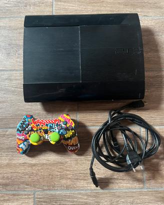 PlayStation 3 Super Slim + Controller