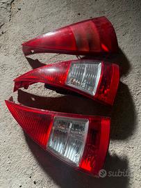 Fanali posteriori Citroen C3 (02-08)