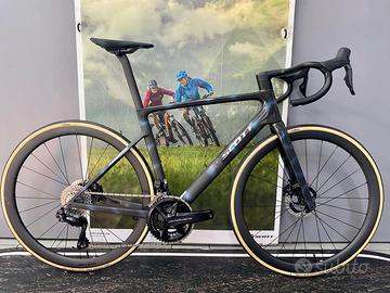 Scott Addict RC Ultimate  SH Dura Ace