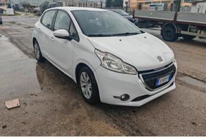 Peugeot 208 1.4 vti