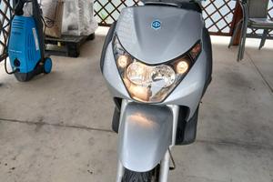 Scooter Piaggio Beverly 250