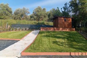 Casa libera su 4 lati con ampio giardino privato
