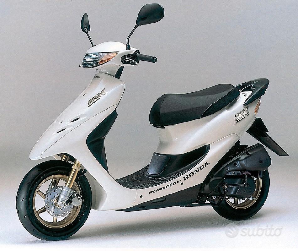 Honda ww150 мотороллер. Мопед хонда 125. Honda lead 100 кубов. Мопед хонда lead 100. 3 скутера хонда.