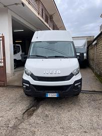 Iveco daily 35s14 furgonato passo medio