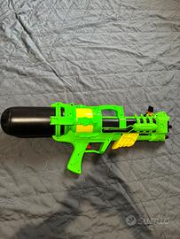 Mega pistola d’acqua