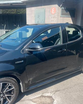 Toyota Yaris Hybrid 2021