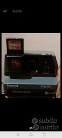 macchina fotografica polaroid 