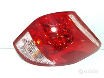 STOP FANALE POSTERIORE DESTRO TOYOTA Rav4 4Â° Seri