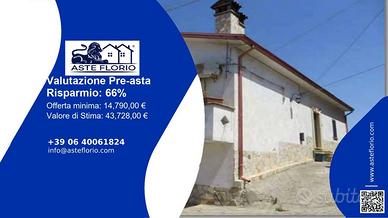 Immobile in asta di 105 m² a Luzzi
