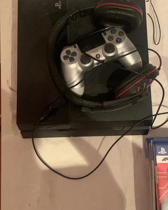 Playstation 4 con vari giochi
