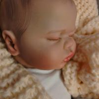 Adorabile bimbo realistico 