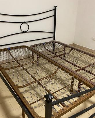 Letto matrimoniale in ferro battuto