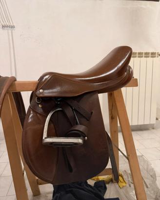 Sella inglese Equitonic 17” marrone completa