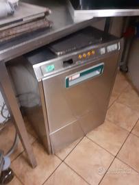 Lavastoviglie da bar