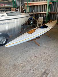 Canoa monoposto in vetroresina