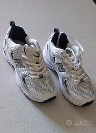 scarpe da ginnastica n.37 e mezzo