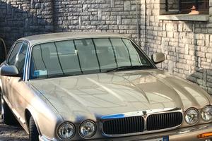 Jaguar XJ 3.2 executive V8