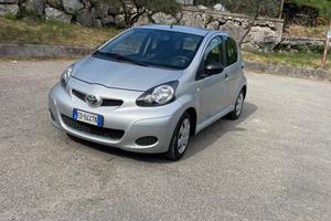 Toyota Aygo 1.0 12V VVT-i 5 porte Now Connect