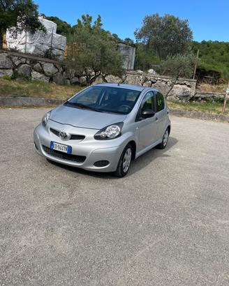 Toyota Aygo 1.0 12V VVT-i 5 porte Now Connect