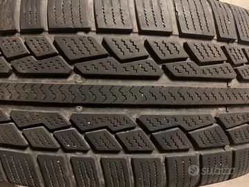 Gomme da Neve 215/55/18 - Accessori Auto In vendita a Milano